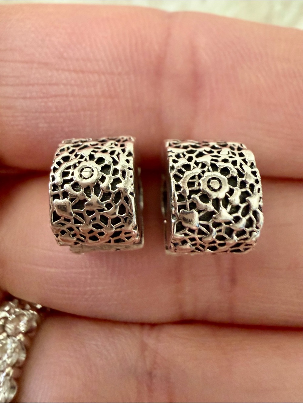 Pandora ❗️Set of 2❗️Retired Layers of Lace Sterling Silver Clip Charms - Pair